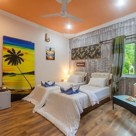 Coral Queen Villa, Ukulhas Buitenkant foto