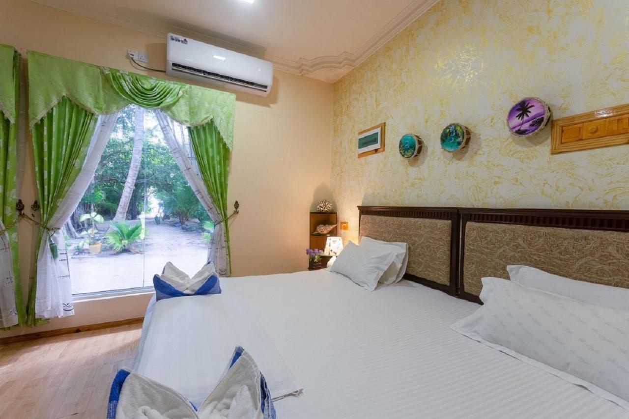 Coral Queen Villa, Ukulhas Buitenkant foto